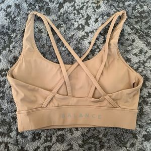 Balance Athletica sports size small